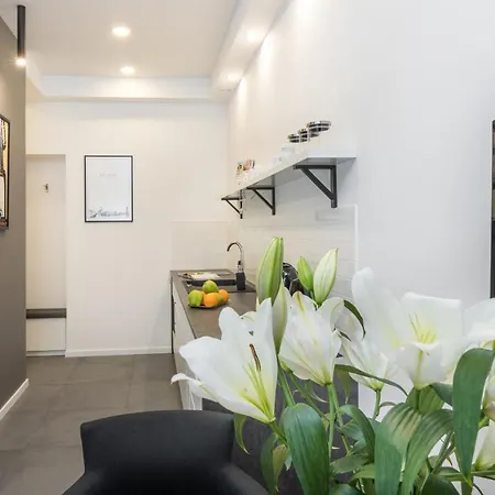 New Apartment! Jewish Quarter! アパート *