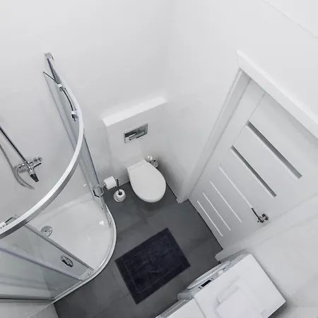 アパート New Apartment! Jewish Quarter!